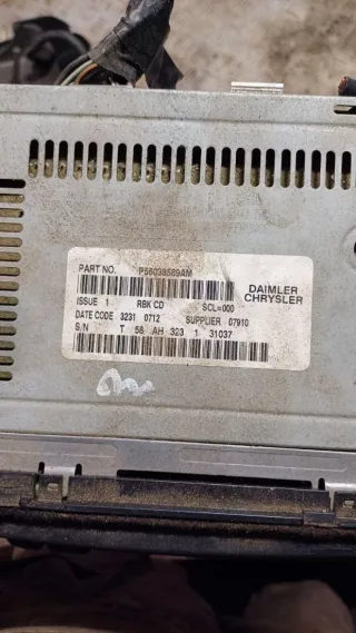 P56038589AM Магнитола (аудио система) Chrysler Voyager 4 Арт 94389445, вид 4