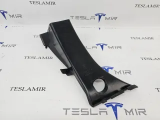 1006675-00 молдинг крышки багажника правая Tesla model S Арт 31840_1, вид 2