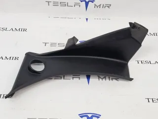 1006674-00 молдинг крышки багажника левая Tesla model S Арт 31839_1, вид 1