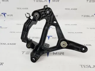 1064674-00,1060855-00 кронштейн компрессора пневмоподвески Tesla model S Арт 31818, вид 4