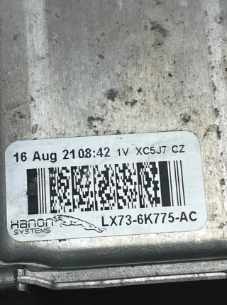LX73-6K775-AC Интеркулер Jaguar F-Pace Арт 41577, вид 6
