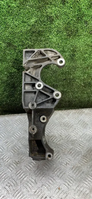 7700272975 Кронштейн компрессора кондиционера Renault Megane 1 Арт 96462, вид 5