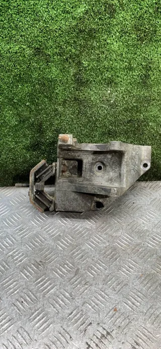 7700271173 Кронштейн двигателя Renault Scenic 1 Арт 96461, вид 1