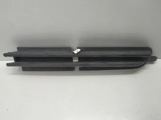 51118226611, 8226611 Заглушка (решетка) в бампер передний BMW 3 E46 Арт 009061, вид 1