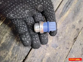 701919369C Датчик температуры охлаждающей жидкости Volkswagen Passat B4 Арт 94418836, вид 1