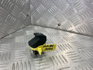  Кнопка стеклоподъемника переднего правого Renault Scenic 1 Арт 32111833076