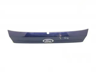 8A61A43404B Накладка подсветки номера Ford Fiesta 6 Арт 411791, вид 1
