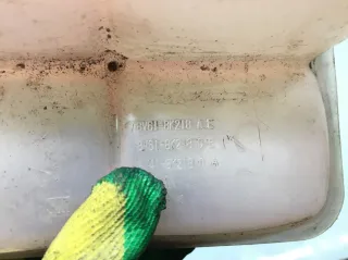 8V618K218A Бачок расширительный Ford Focus 3 Арт 420265, вид 3
