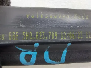 5G0823707, 5H0823709 Уплотнитель капота Volkswagen Golf 8 Арт ST257213, вид 8