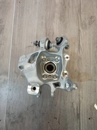 6898368,33306898368,8838134,6898366,6899175 кулак задний правый BMW 5 G60 Арт 23722, вид 6