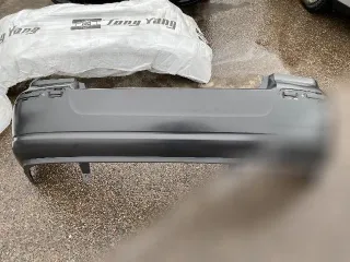 AV03301 Бампер задний Toyota Avensis 2 Арт 53660100, вид 1