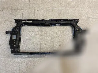 40B104 Передняя панель крепления облицовки (телевизор) Hyundai Accent RB Арт 99930200_1, вид 1