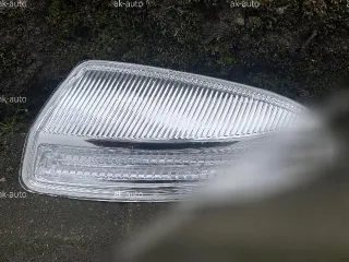 05409861 Повторитель в зеркало передний левый Mercedes C W204 Арт 129352667, вид 1