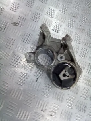 81090780 Кронштейн полуоси Peugeot 3008 1 Арт 94447309, вид 9