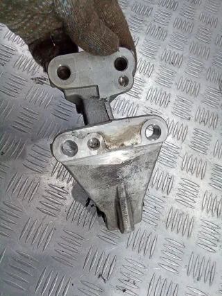 81090780 Кронштейн полуоси Peugeot 3008 1 Арт 94447309, вид 8