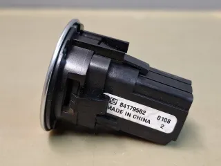 84179562 Кнопка запуска двигателя Chevrolet Equinox 3 Арт 319574, вид 3