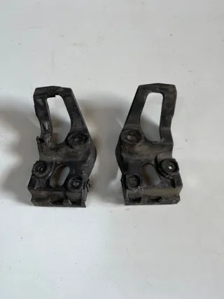 8E0853922D,8E0853921D Кронштейн крепления порога Audi A4 B7 Арт 94461489, вид 2