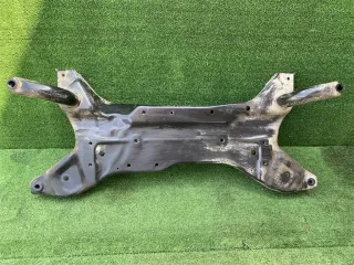 4000A428 балка подмоторная Mitsubishi ASX Арт 2T72641
