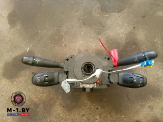 96643943XT Переключатель подрулевой (стрекоза) Peugeot 308 1 Арт 35348824, вид 1
