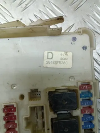 284B6EB30C Блок предохранителей Nissan Pathfinder 3 Арт 214182, вид 3