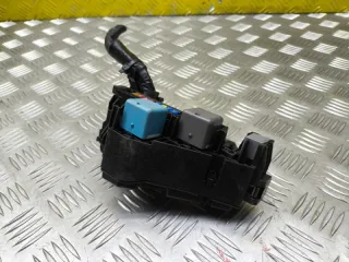826600K070 Блок предохранителей Toyota Hilux 8 Арт 214305, вид 2