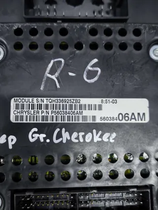 56038406AM,P56038406AM Блок предохранителей Jeep  Grand Cherokee II (WJ) Арт 01400684, вид 2