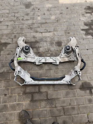  Балка подвески передняя (подрамник) BMW 3 E90/E91/E92/E93 Арт 01437728