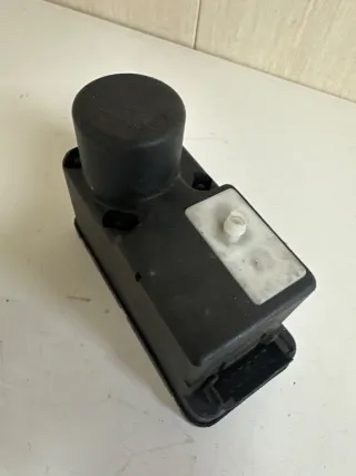 1H0962257G Компрессор центрального замка Volkswagen Passat B4 Арт 94480062, вид 3