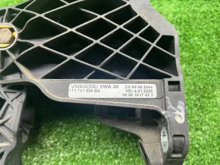 1T1721059 Педаль сцепления Volkswagen Caddy 3 Арт 94480293, вид 4