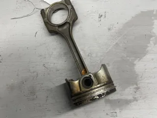 06112322 Поршень Honda Civic 9 Арт 94478788