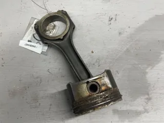  Поршень Mercedes C W204 Арт 94480467, вид 1