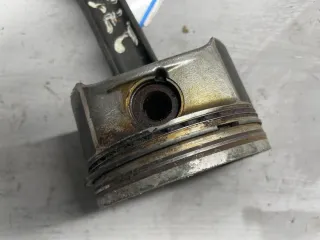  Поршень Mercedes C W204 Арт 94480464, вид 3