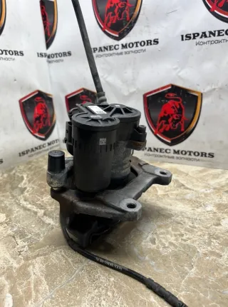 L8A2-2K327-CC Суппорт задний правый Jaguar F-Pace Арт 41760, вид 3