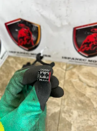 HK83-70354-AF Амортизатор крышки багажника (3-5 двери) Jaguar F-Pace Арт 41796, вид 5