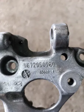9672950980 Кронштейн компрессора кондиционера Citroen C3 Picasso restailing Арт MT29095803, вид 4
