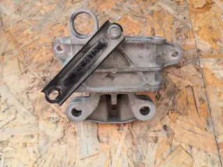 84322223 Подушка двигателя Chevrolet Equinox 3 Арт MK94495378, вид 1