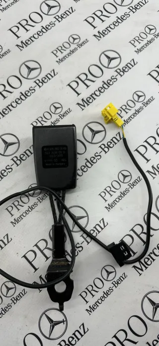 A2058600169 Замок ремня безопасности Mercedes C W205 Арт 100361, вид 2