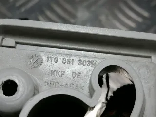 1T0861303M Крючок для одежды Volkswagen Passat B6 Арт 94531824, вид 7