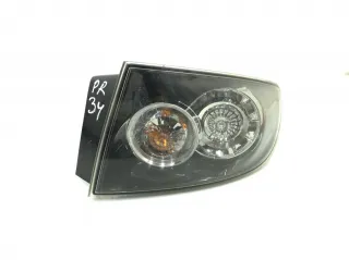 BR5H51150 Фонарь задний правый Mazda 3 BK Арт 342349