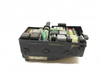 3M5T14A142AB Блок предохранителей Ford Focus 2 Арт 378001, вид 6