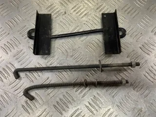 MR461680, 8201A102 Крепление аккумулятора Mitsubishi Pajero Sport 2 Арт 213375, вид 2