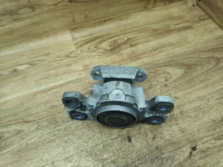  Подушка крепления двигателя Land Rover Evoque 1 Арт 96043