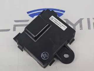 1069651-00 блок управления двери Tesla model S Арт 32391, вид 1