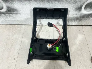 8W0864376 Прикуриватель Audi A4 B9 Арт 1334171958, вид 2