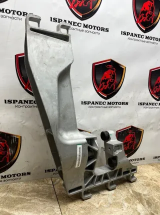 L8A2-5060-BB Кронштейн КПП Jaguar F-Pace Арт 42071, вид 2