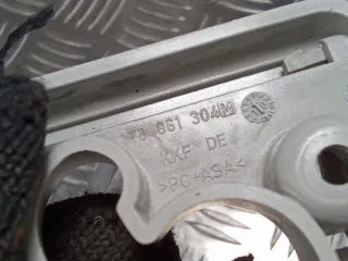 1T0861304M Крючок для одежды Volkswagen Passat B6 Арт 94552795, вид 6