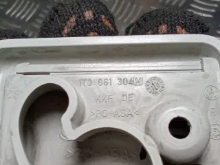 1T0861304M Крючок для одежды Volkswagen Passat B6 Арт 94552813, вид 9