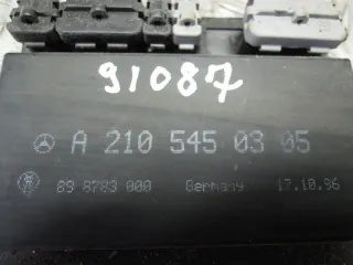 2105450305 Блок реле Mercedes E W210 Арт 60786, вид 1