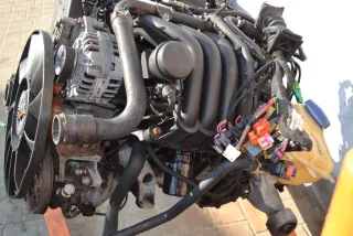ALZ Двигатель Audi A4 B5 Арт D54, вид 4