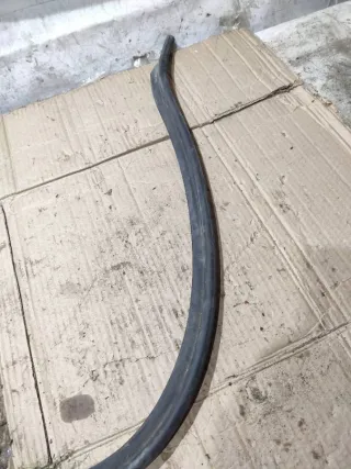  Уплотнитель капота Volkswagen Golf PLUS 1 Арт 94564459, вид 2